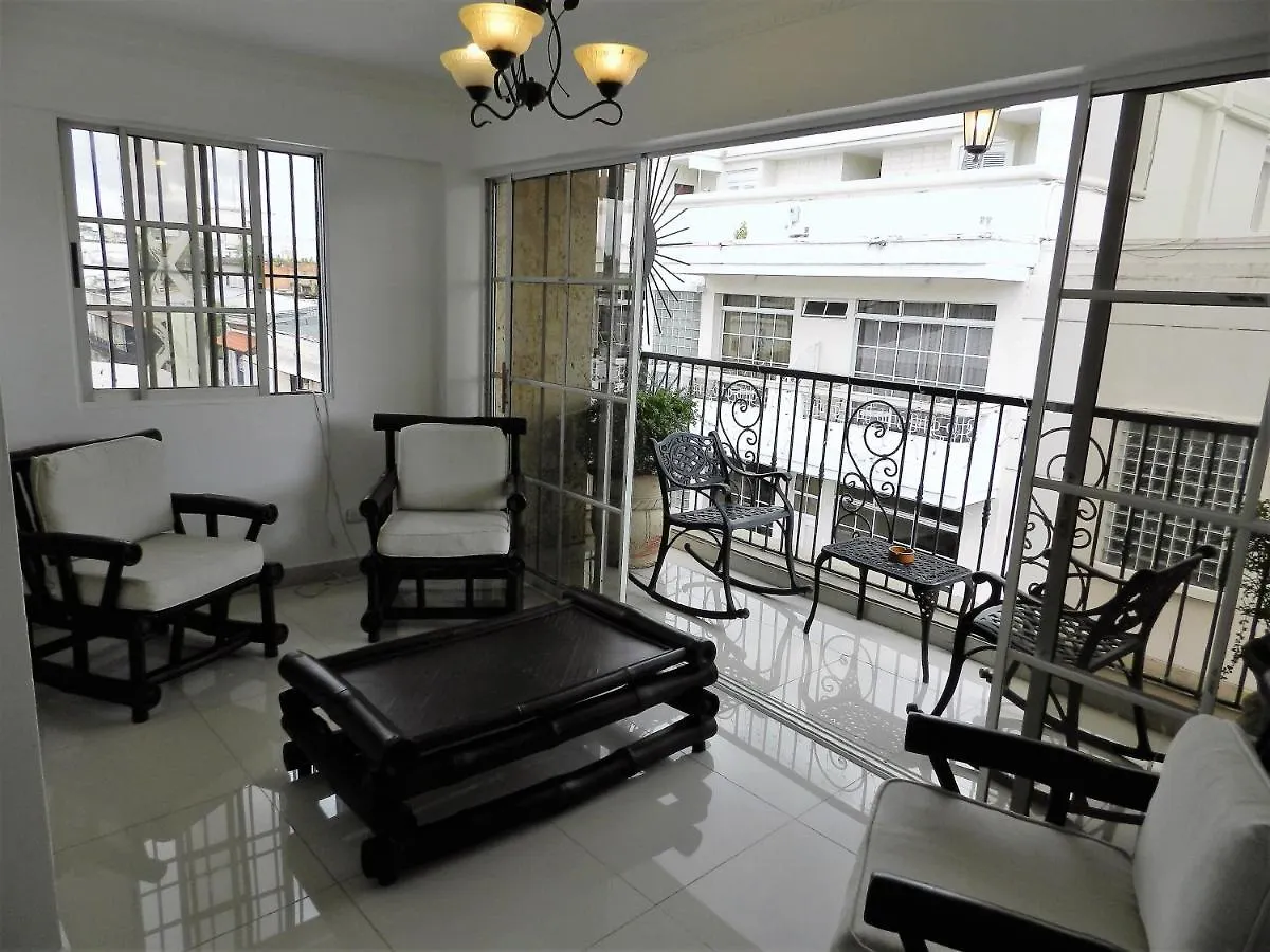 Hotel La Colonia Santo Domingo