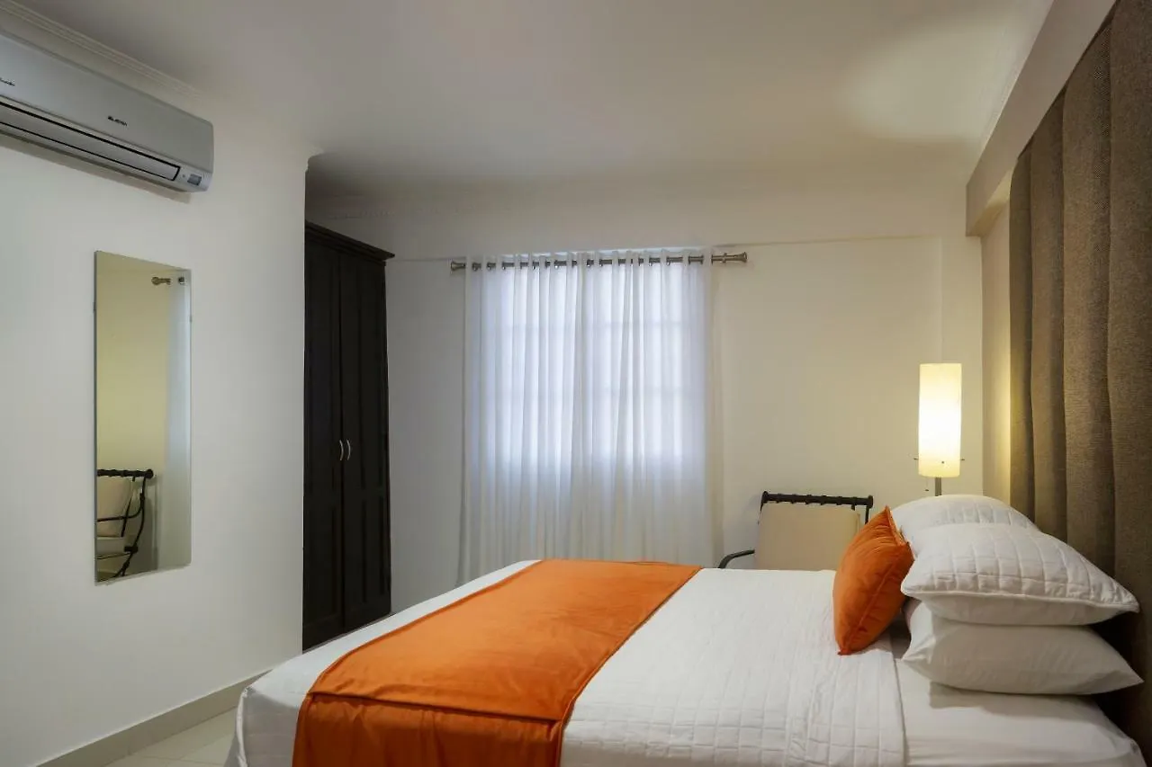 Hotel La Colonia Santo Domingo
